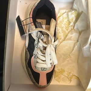 Gucci size 36